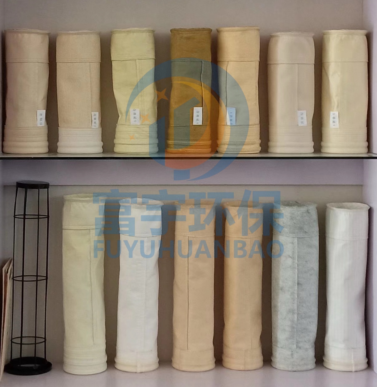 除塵器布袋生產(chǎn)廠家，玻纖除塵器布袋，氟美斯除塵器布袋。